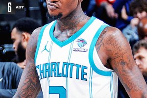 Rozier ne segna 34 al rientro, gli Hornets battono i Kings