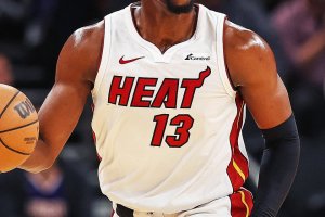 Herro e Adebayo trascinano gli Heat al successo sui Rockets