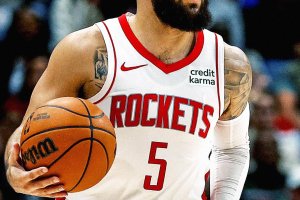 VanVleet cambia marcia nella ripresa, Houston passa a Detroit