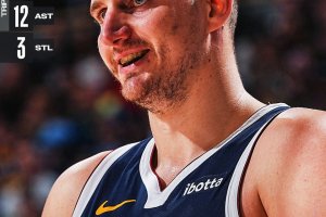 Tripla-doppia Jokic, i Nuggets rovinano il debutto di Rivers sulla panchina dei Bucks