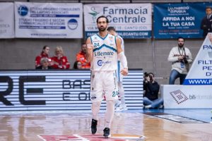 Cantù torna al successo con Agrigento: 19 per Moraschini