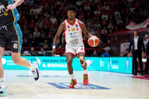 Estra Pistoia, Gerry Blakes in uscita. Niente 6+6