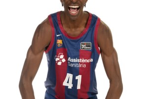 Barcellona, Dame Sarr si mette in luce contro Granada