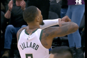 Milwaukee Bucks, la clamorosa giocata di Damian Lillard vale il successo