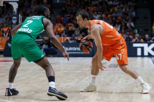 Lo Zalgiris di Trinchieri sbanca la Fonteta