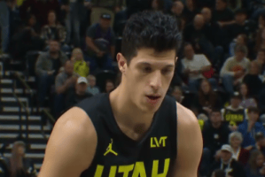 Simone Fontecchio: Non forzare, giocare in maniera semplice. E non andare sotto in difesa