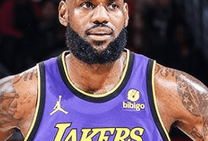 NBA, la Top 15 dei giocatori più visti sui Social Media. Comanda LeBron davanti a Curry e Wembanyama