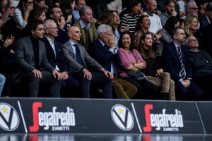 Virtus Bologna – Valencia, meno di 700 biglietti disponibili
