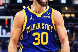 Stephen Curry domina, i Warriors battono i Pacers