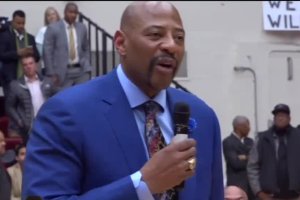 Two-time NBA champion Earl Cureton has died at the age of 66