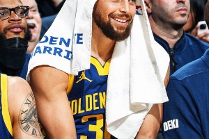 Steph vince la sfida dei Curry, Golden State batte Charlotte