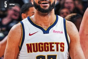 Jamal Murray segna 32 punti (13/15), i Nuggets battono i Kings
