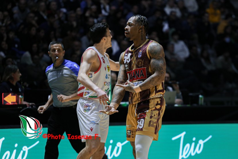 Final Eight 24 Umana Reyer Venezia / Estra Pistoia Rayjon Tucker