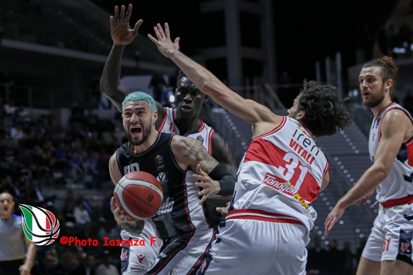 Final Eight 24 Virtus Bologna / Unahotels Reggio Emilia