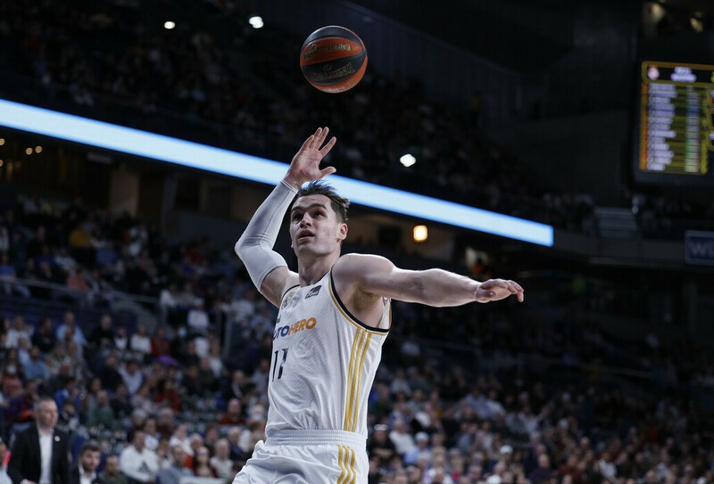 Una notizia scuote il mercato europeo. Mario Hezonja ha rifiutato due offerte di rinnovo da parte del Real Madrid. Dietro c’è il Panathinaikos