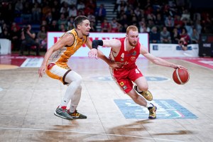 Openjobmetis Varese – Carpegna Prosciutto Pesaro | La situazione e dove vederla in tv