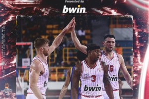 Hellenic Cup: Olympiacos beats Peristeri and advances to the semi-finals