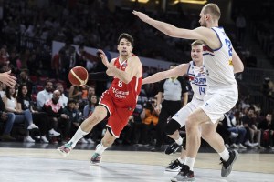 Tarik Biberovic sulla sirena, la Turchia beffa un’ottima Islanda