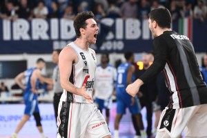 “Virtus, atto di forza” titola il Corriere di Bologna