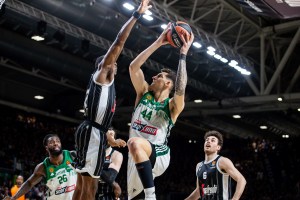 Il Panathinaikos blinda Kostas Mitoglou
