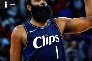 Clippers dominanti, Washington ancora ko