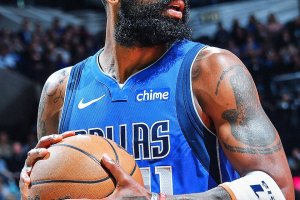 Kyrie Irving e Luka Doncic portano i Mavericks a superare gli Spurs