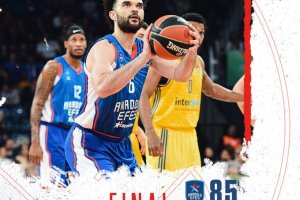Stoppata al limite di Jones, l’Anadolu Efes prevale in volata sull’Alba Berlino