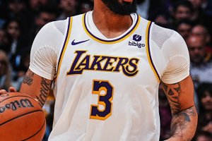 Anthony Davis mette a segno 36 punti e i Lakers resistono all’ennesima rimonta dei Pacers