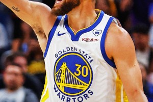 I Warriors superano l’espulsione di Draymond Green e battono i Magic
