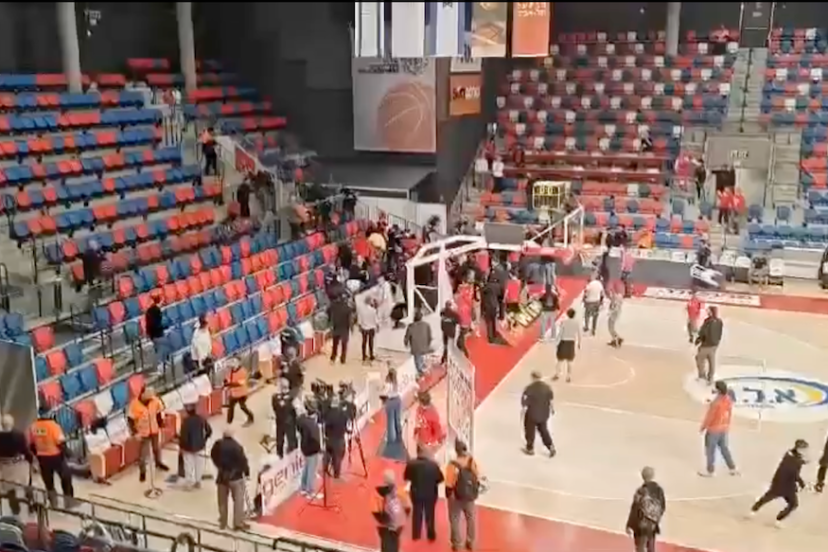 Hapoel Tel Aviv-Hapoel Holon, scontri sugli spalti