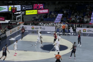 Markus Howard da record, 10 triple nella vittoria del Baskonia su Granada