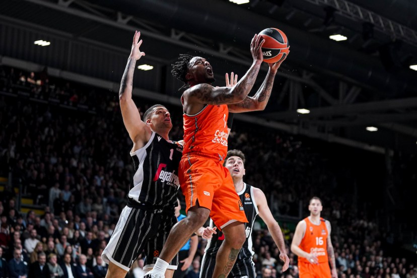 chris jones valencia