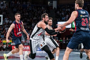 Il sogno della Virtus Bologna si spegne a Vitoria: ai playoff ci va il Baskonia