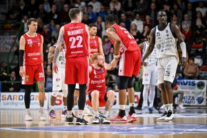 Varese domina sul campo di Sassari, 7 in doppia cifra per un successo che vale la salvezza