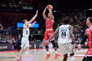 Trento parte forte ma cala nel finale, Milano esce alla distanza e supera l’Aquila 91-86