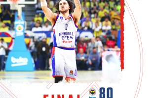 Efes fa suo il derby turco e “vede” il play-in