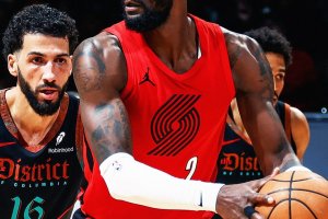 Ayton domina, Portland passa a Washington