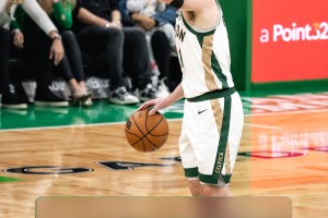 I Celtics, numeri 1 della lega, schiacciano i Wizards nel finale di stagione