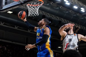 Hapoel Tel Aviv in talks with Jasiel Rivero