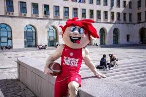 Pallacanestro Trieste e Università di Trieste: partnership per celebrare il centenario dell’Ateneo
