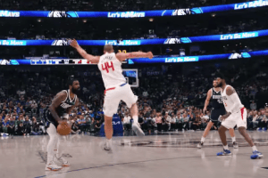 Mavs-Clippers, parla Doncic: Devo aiutare di più Irving, l’infortunio non può essere una scusa