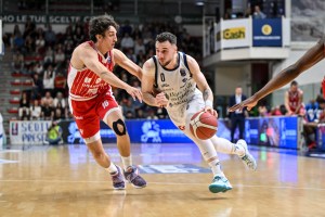 Dinamo Sassari, prima doppia doppia per Alessandro Cappelletti