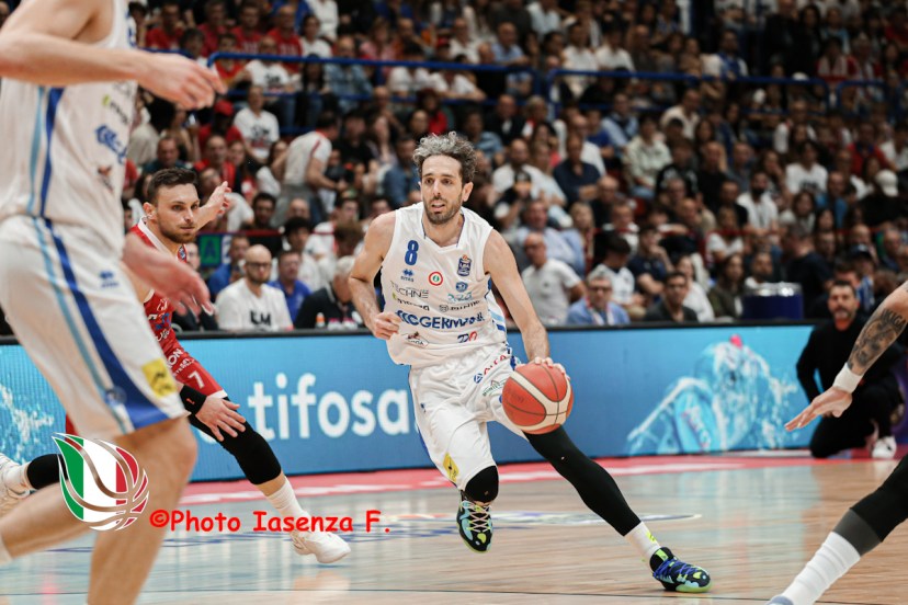 EA7 Emporio Armani Milano - Germani Brescia Amedeo Della Valle