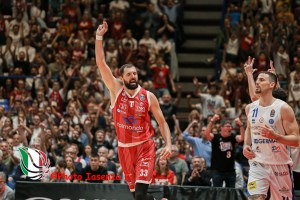 Mirotic: “Consapevoli di dover vincere a Bologna, ma ho fiducia nel gruppo”