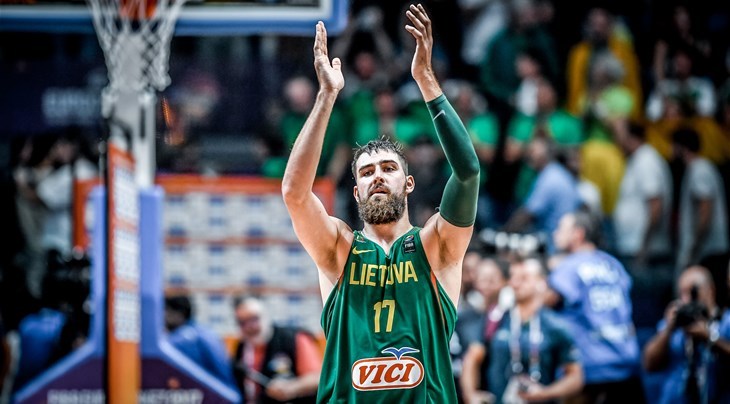 Jonas Valanciunas
