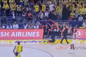 Sasa Obradovic, ma cosa fai?! La sua reazione è già virale