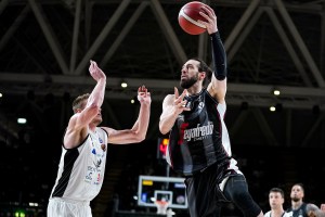 Shengelia devastante, la Virtus domina dall’avvio Derthona e si prende gara-5