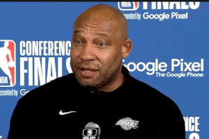 Charles Barkley: Suns e Lakers fanno schifo per colpa dei giocatori, Vogel e Ham sono ottimi coach