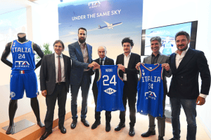 Presentate le nuove divise Macron per l’estate 2024 di Italbasket