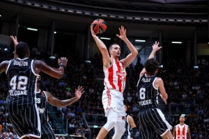 Bahcesehir signs Marko Simonovic